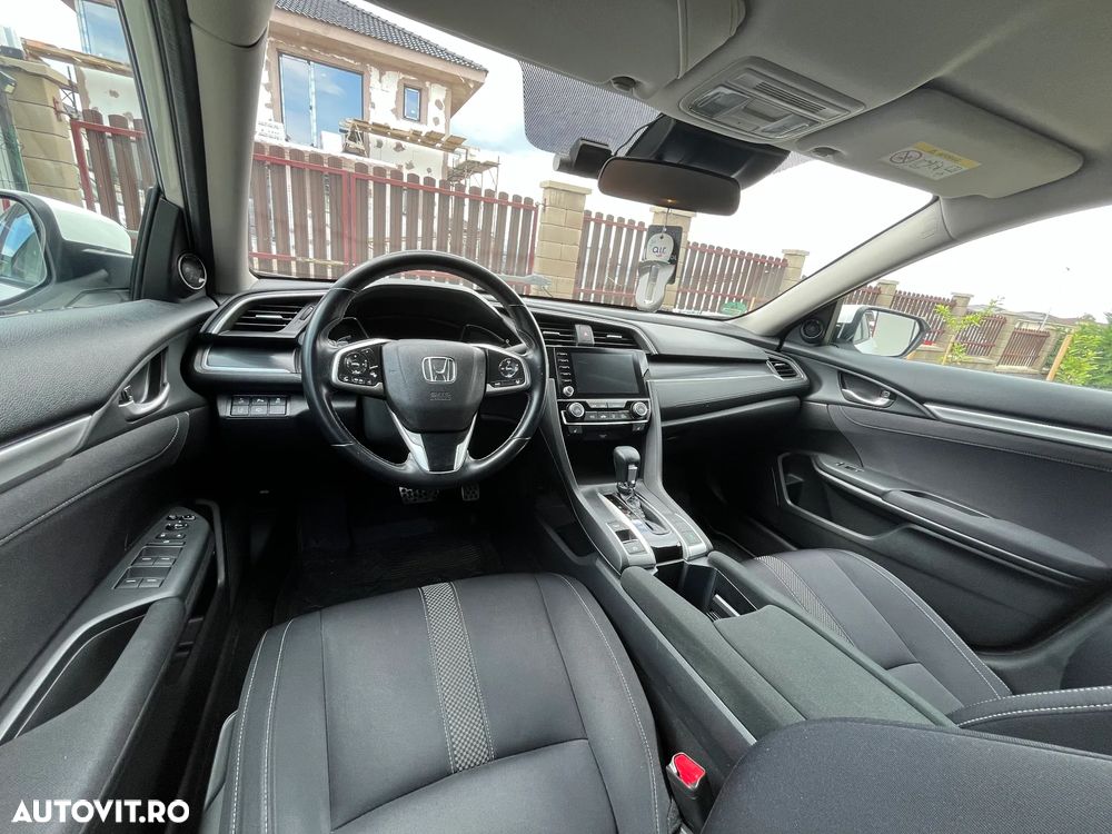 Honda Civic 1.5 VTEC Turbo CVT Elegance Navi - 17