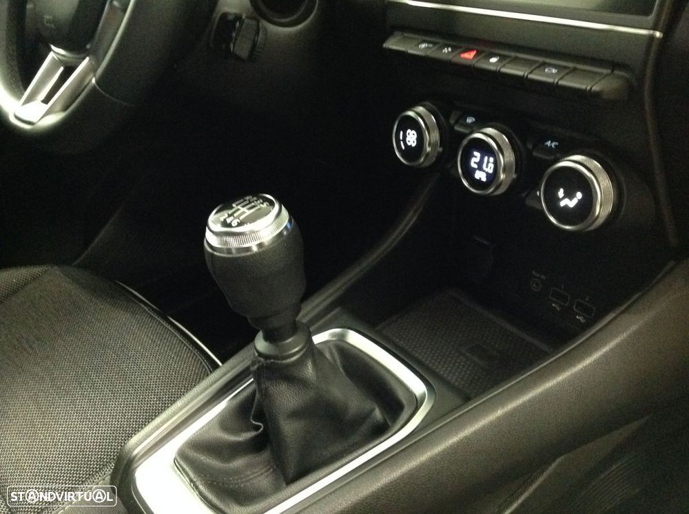 Renault Captur 1.0 TCe Exclusive - 38