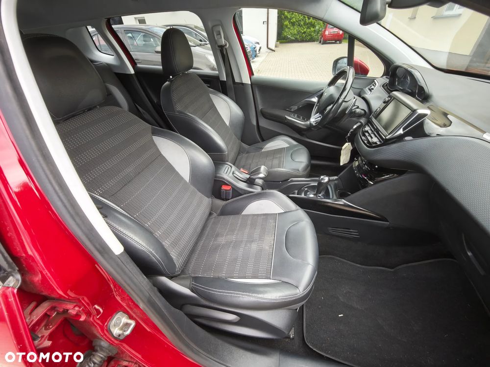 Peugeot 2008 - 17