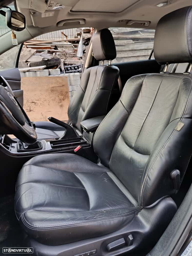 Mazda 6 SW MZR-CD 2.2 Sport - 13