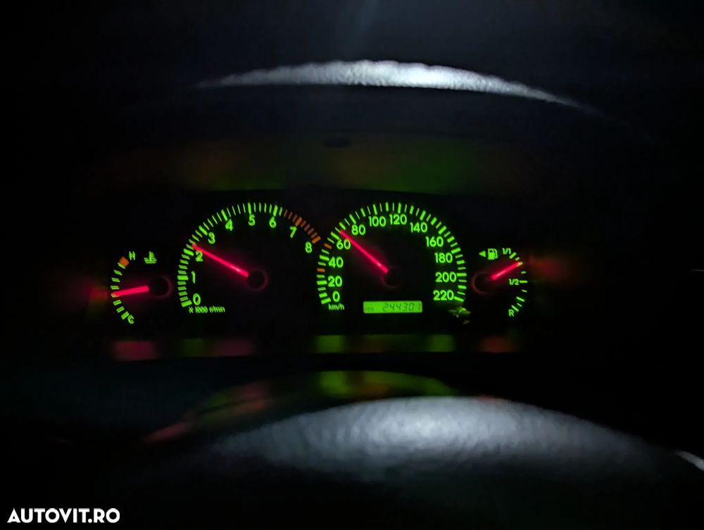 Toyota Corolla 1.4 H/B Terra - 4