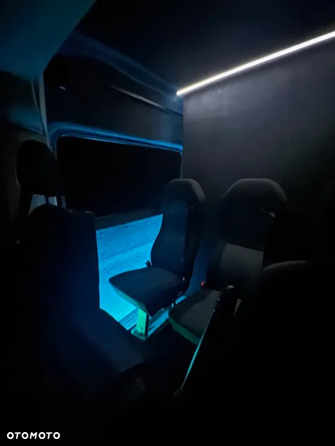 Volkswagen CRAFTER - 26