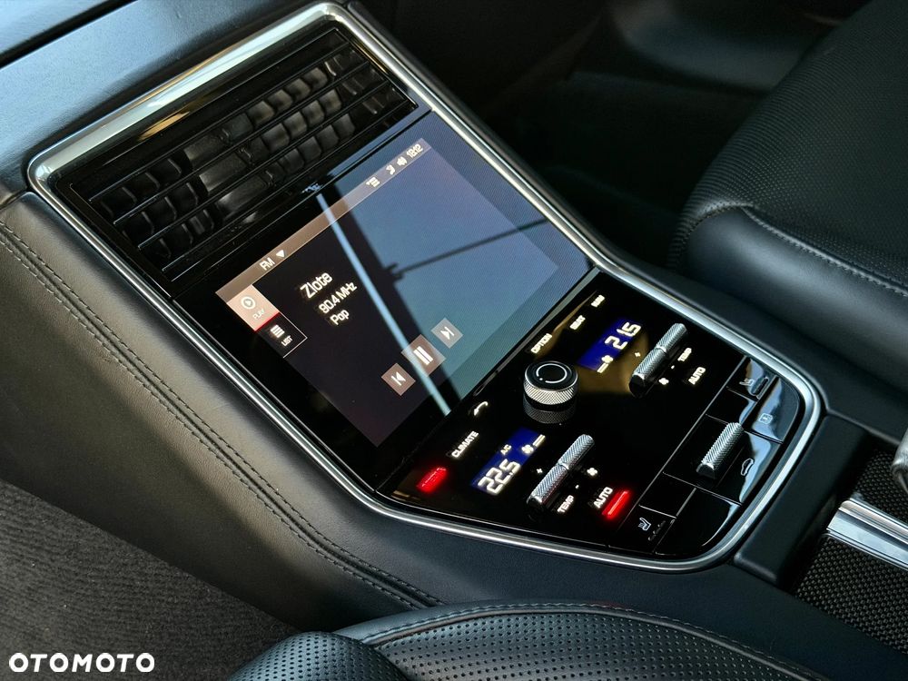 Porsche Panamera 4 E-Hybrid Edition 10 Jahre - 19