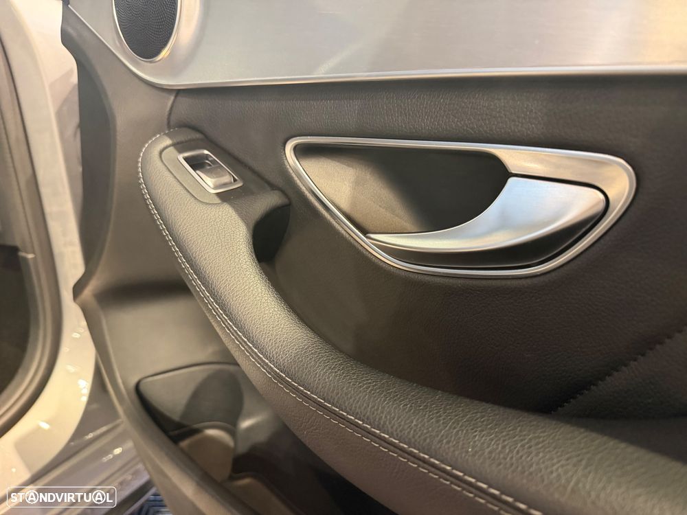 Mercedes-Benz A 180 CDI AMG Line - 31