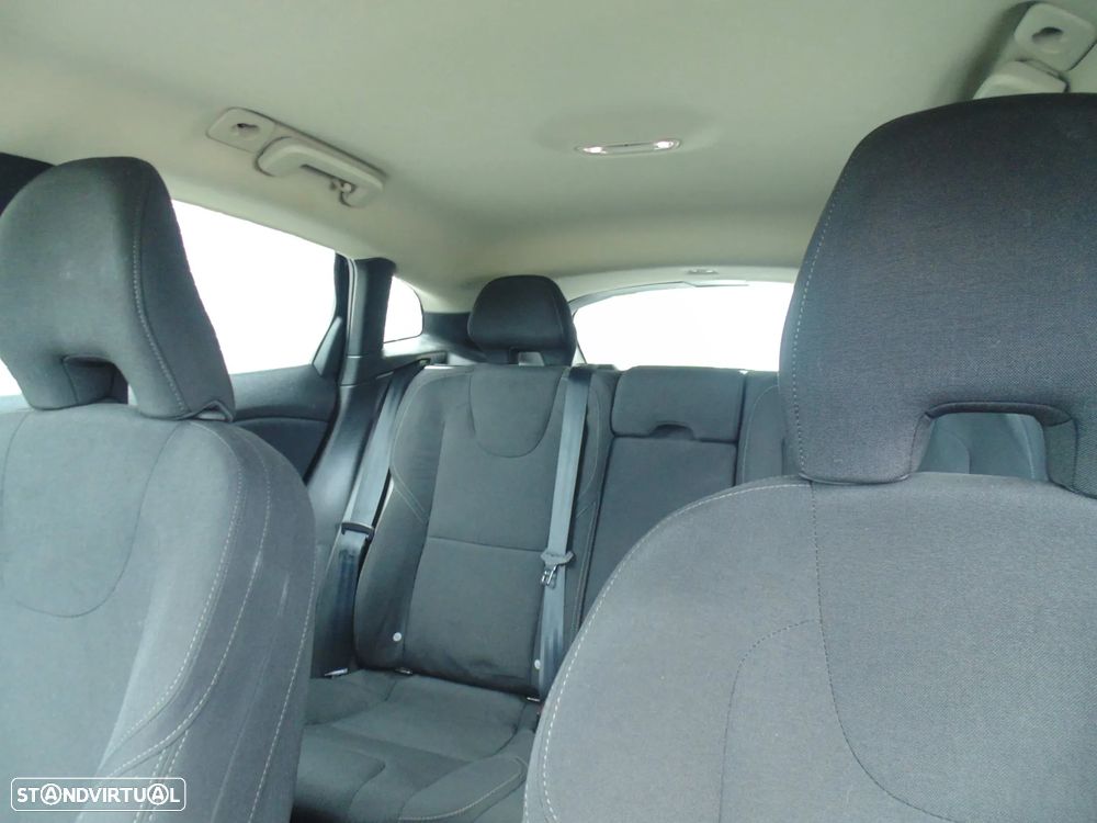 Volvo V40 1.6 D2 Kinetic Eco - 33