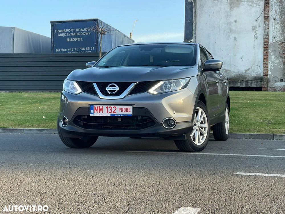 Nissan Qashqai 1.6 DCI Xtronic N-Connecta - 2