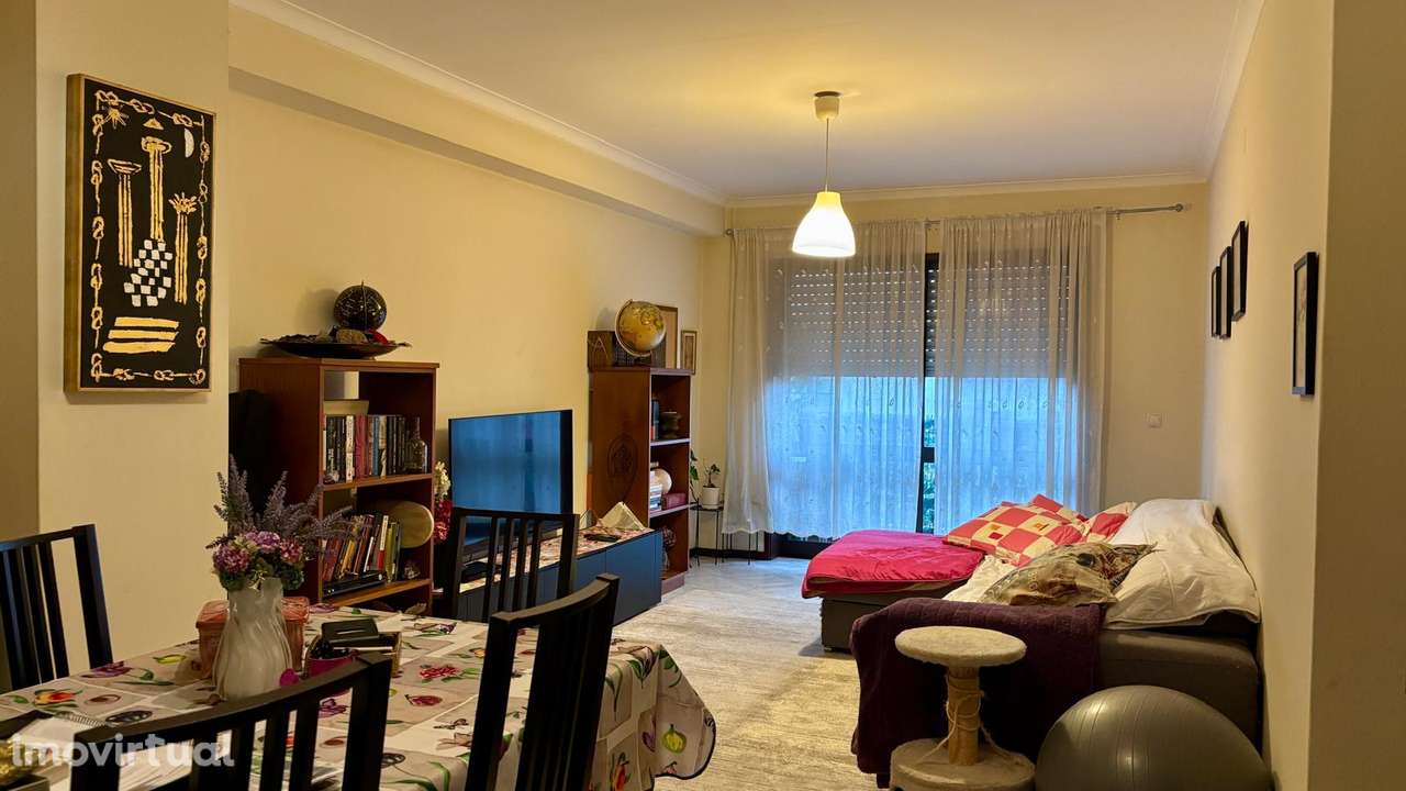 Apartamento T3 localizado na Av Benjamim Araújo, São João da Madeira - Grande imagem: 5/20