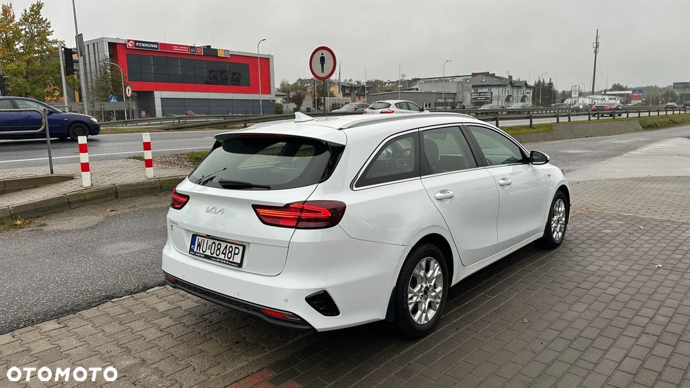 Kia Ceed - 9