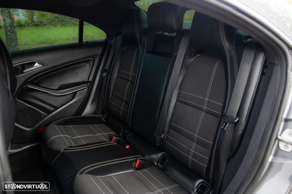 Mercedes-Benz CLA 220 CDI Urban Aut. - 11