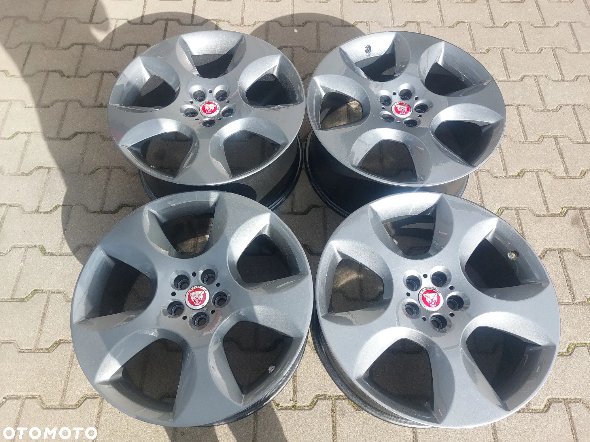 JAGUAR XF FELGI ALUMINIOWE R20 8.5J ET49 9.5J ET66 5X108 ORYGINAŁ JAK NOWE! - 1
