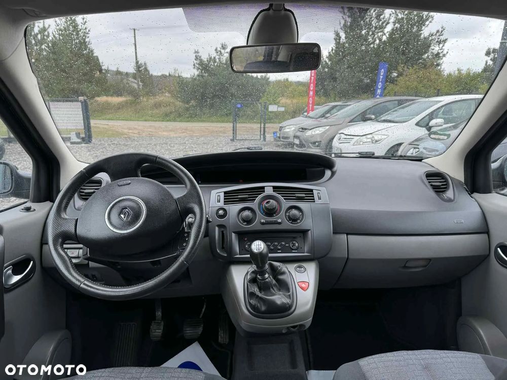 Renault Scenic 1.6 16V Emotion Plus - 19