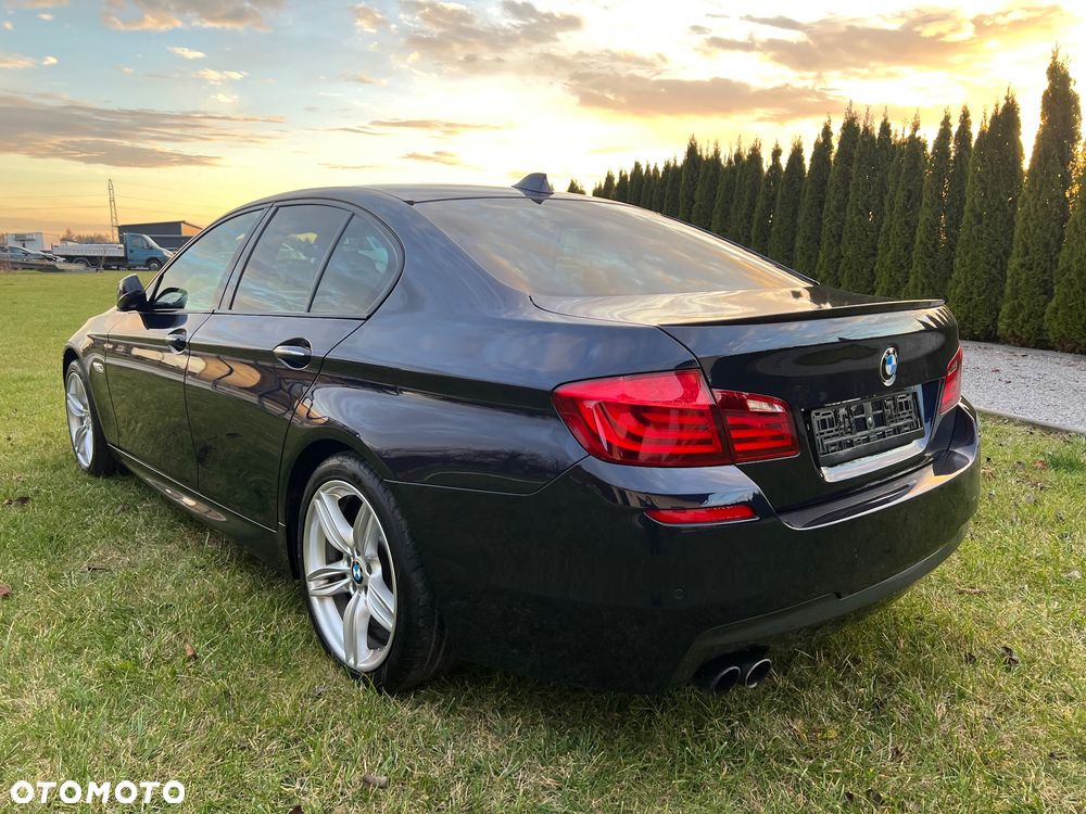 BMW Seria 5 528i xDrive Sport-Aut - 16