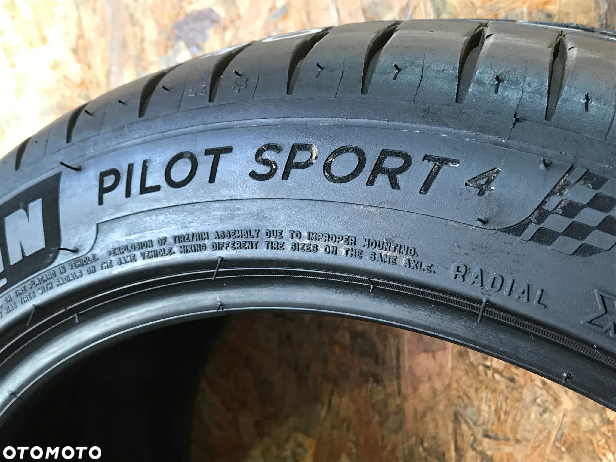 1 OPONA LETNIA MICHELIN 245/40/17  95Y - 7