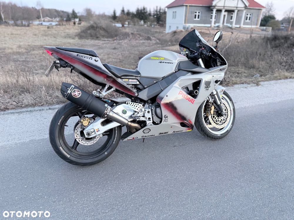 Honda CBR - 18