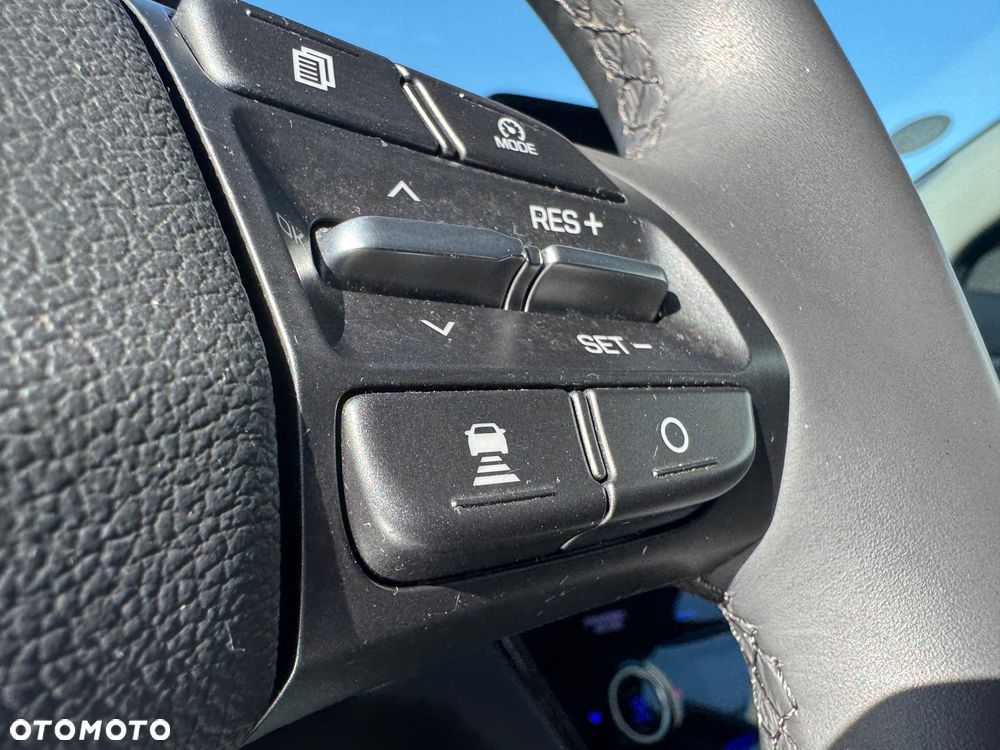 Hyundai IONIQ Premium - 14