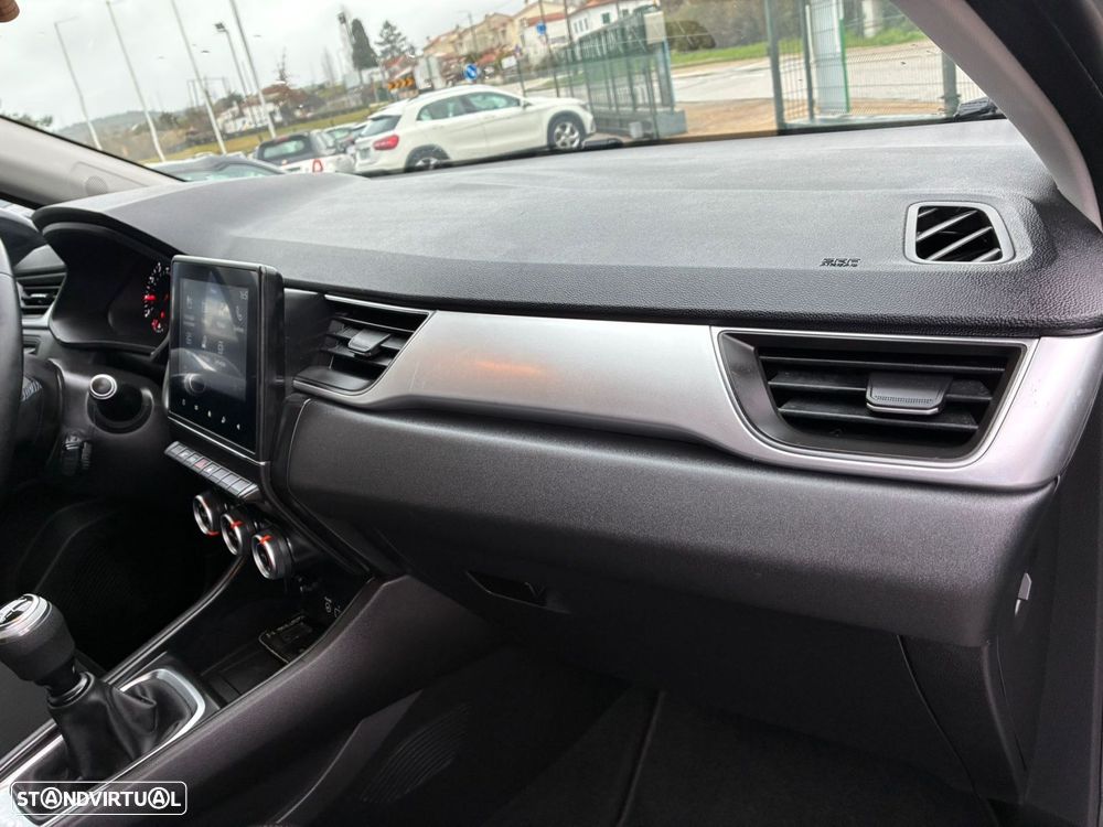 Renault Captur 1.0 TCe Exclusive Bi-Fuel - 24