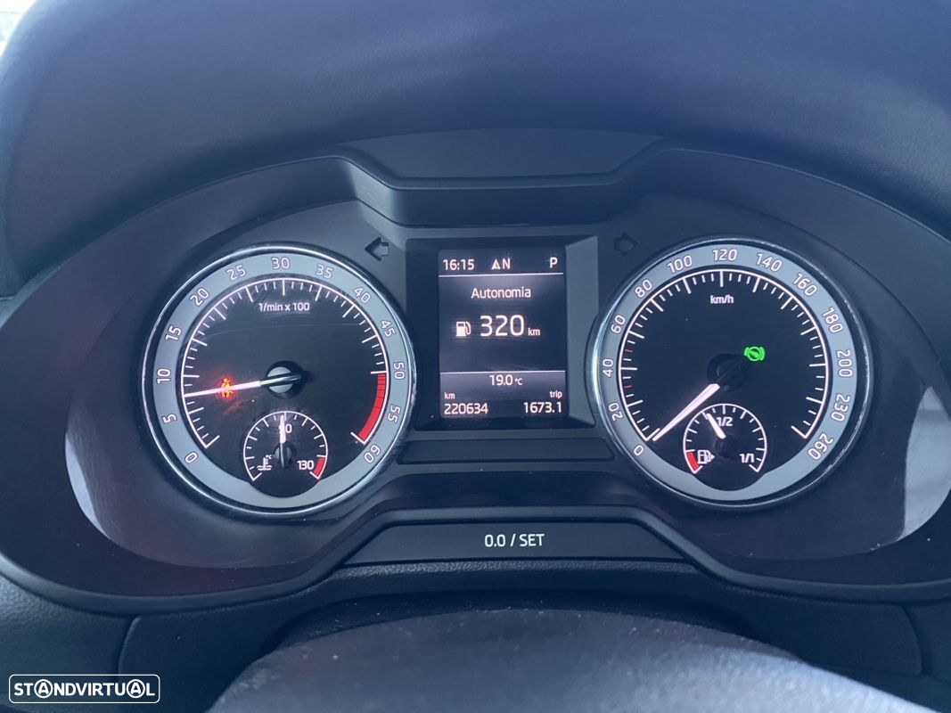 Skoda Octavia Break 1.6 TDI Green tec DSG Solution - 17