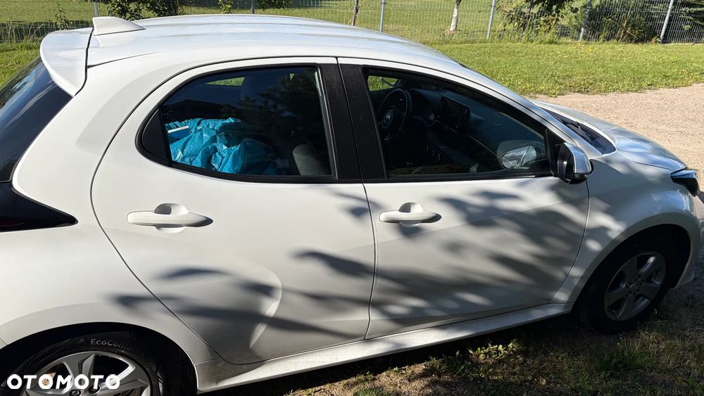 Toyota Yaris 1.5 Comfort - 11