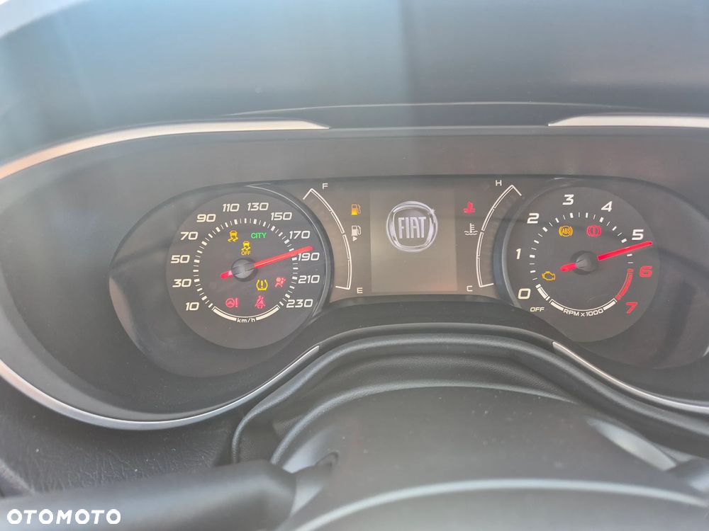 Fiat Tipo 1.4 T-Jet Business Line - 17