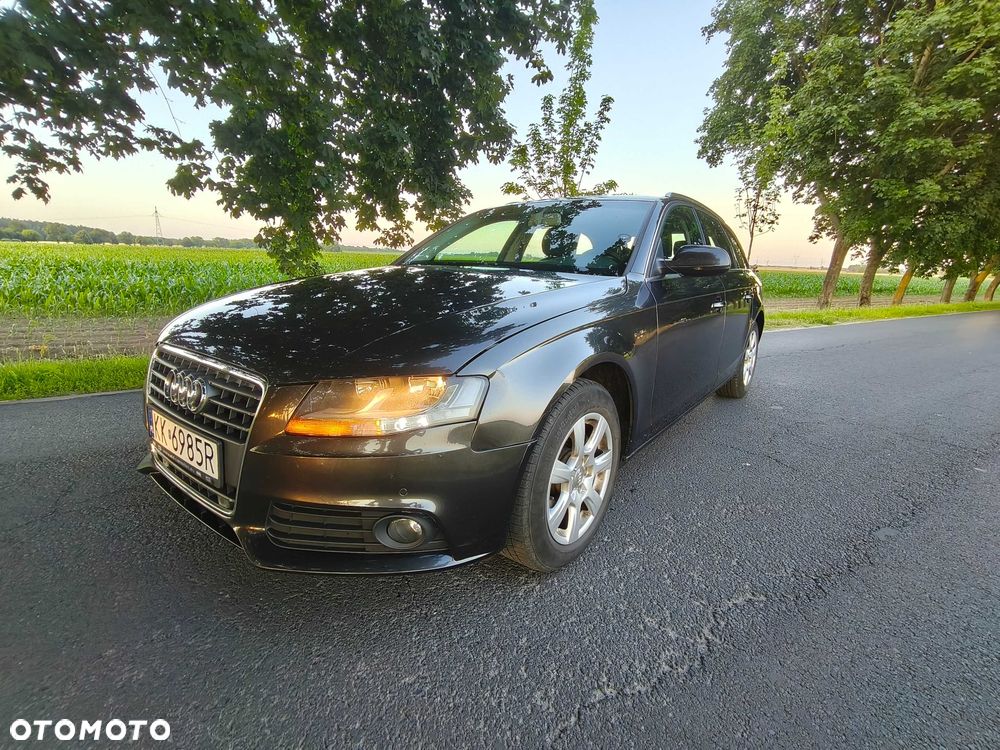 Audi A4 Limousine - 3