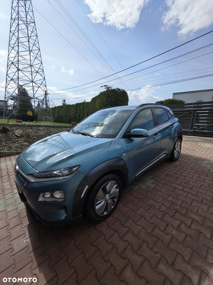 Hyundai Kona 39kWh Premium - 1