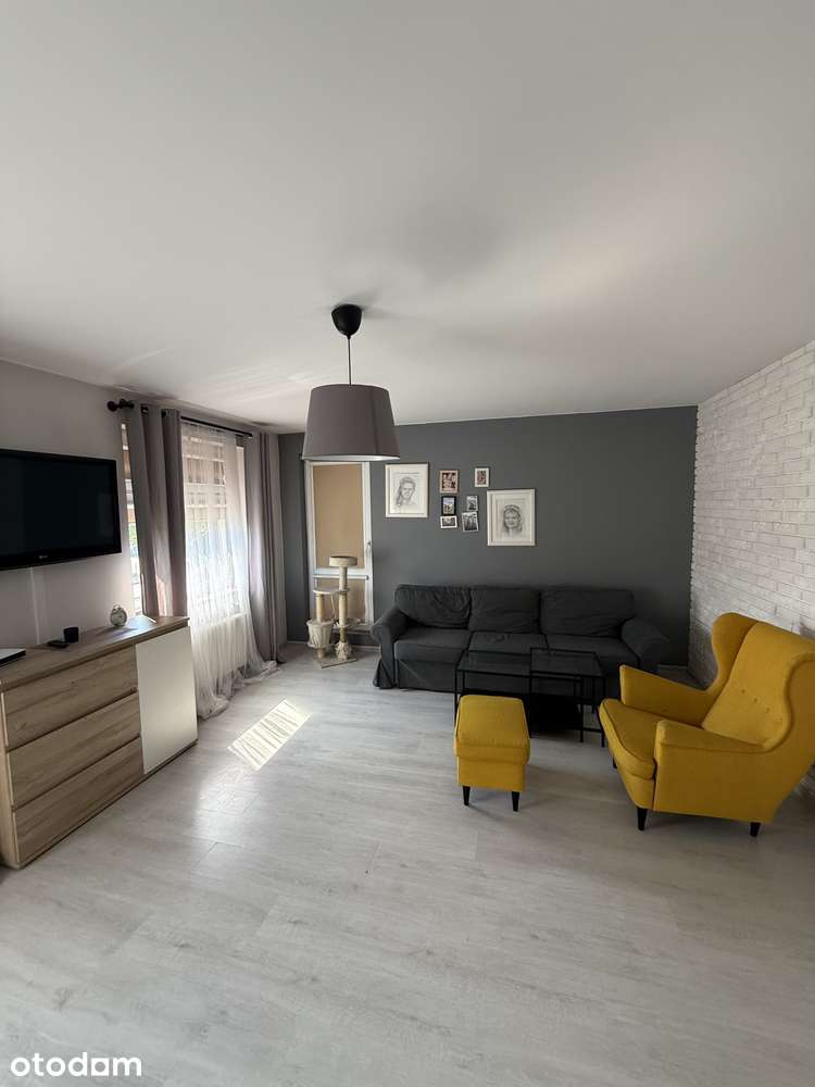 Przestronne mieszkanie 3 pokojowe z balkonem i tarasem