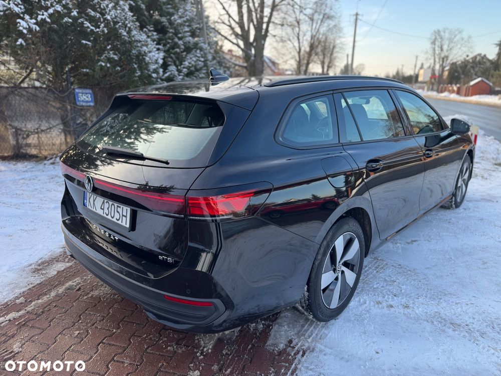 Volkswagen Passat - 12