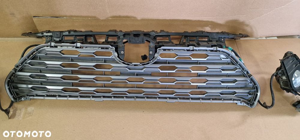 Grill atrapa zderzaka Toyota Rav4 V 18r - 3