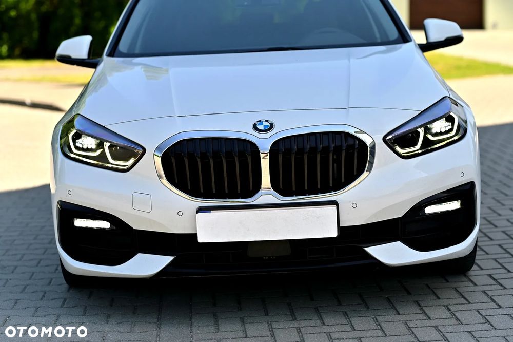 BMW Seria 1 118d Sport Line - 5