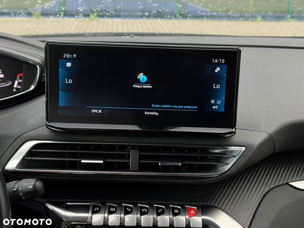 Peugeot 5008 PureTech 130 EAT8 Stop & Start Roadtrip - 37