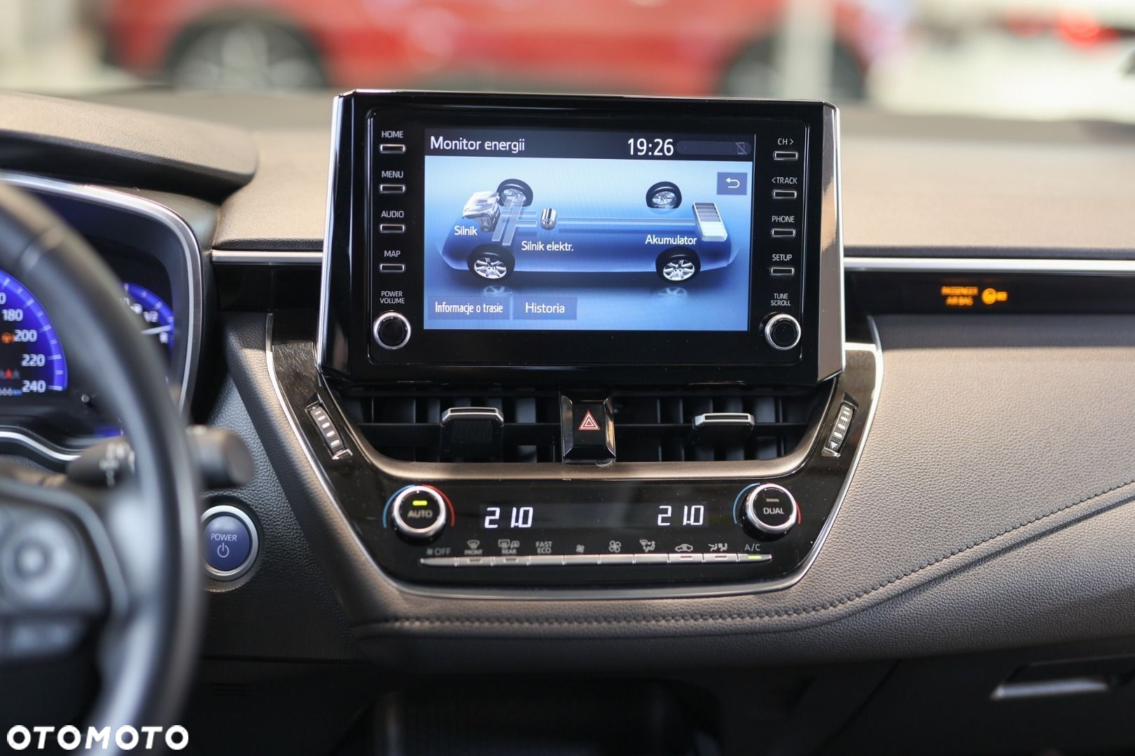 Toyota Corolla - 25