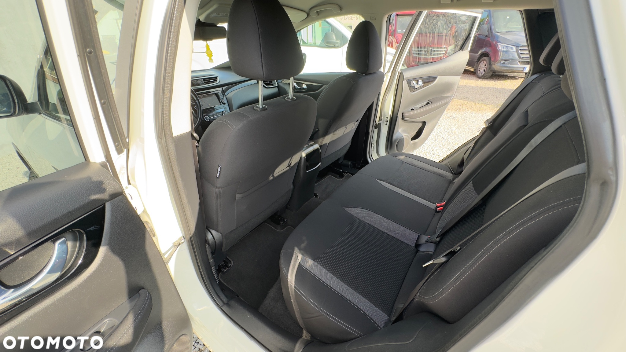 Nissan Qashqai 1.2 DIG-T Acenta EU6 - 37