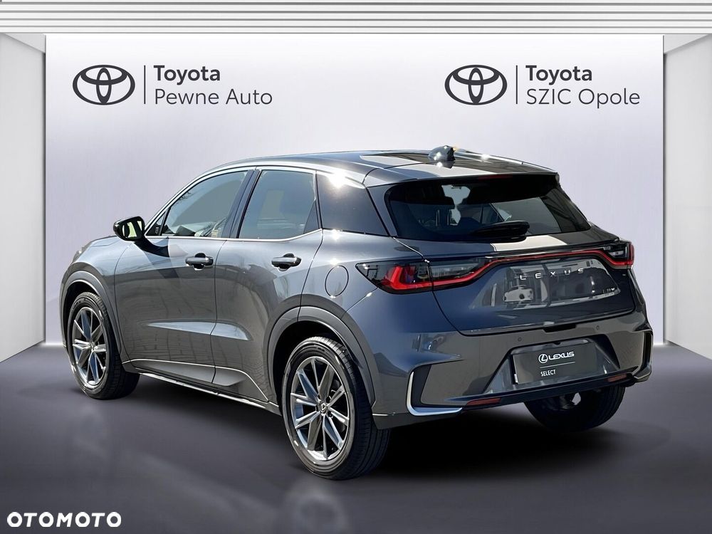 Lexus LBX 1.5 Hybrid - 3