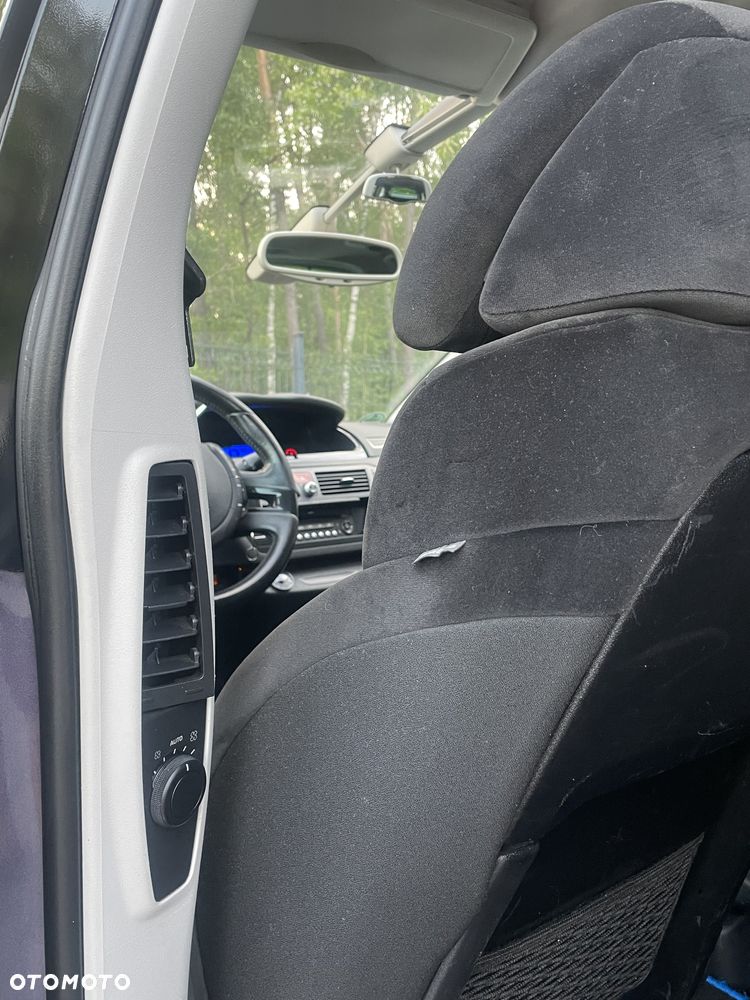 Citroën C4 Grand Picasso 2.0 HDi Equilibre Exclusive MCP - 28