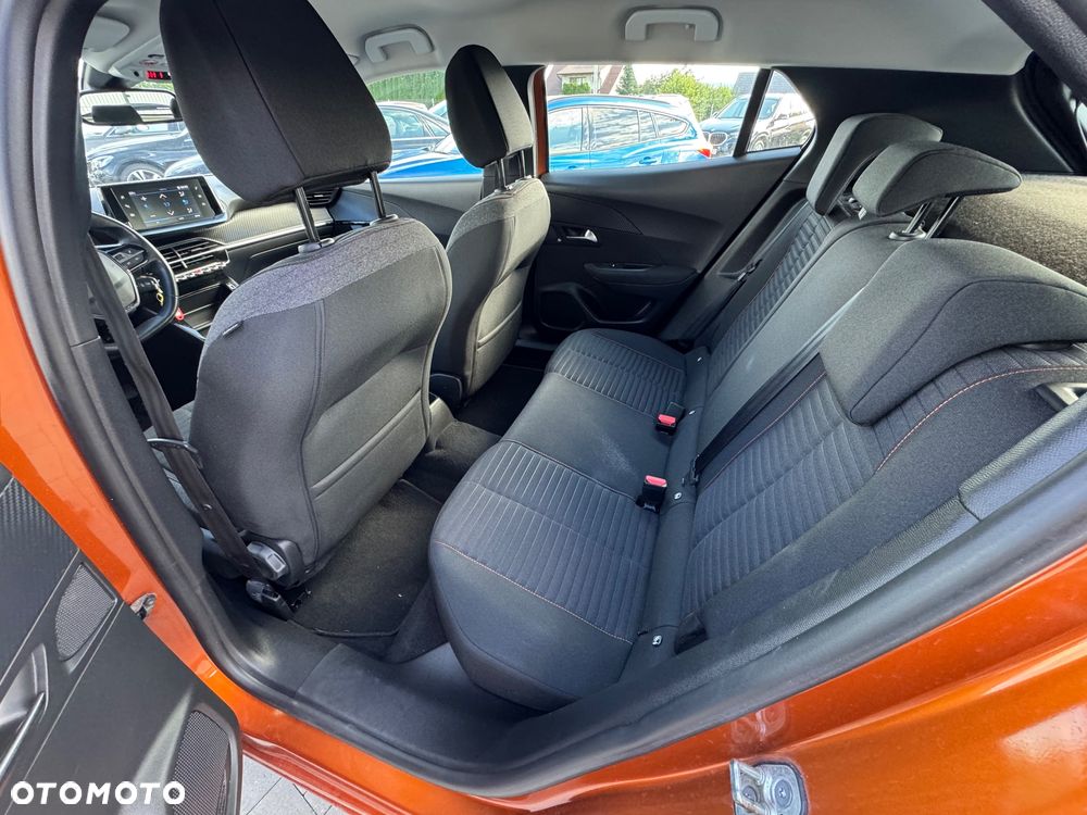 Peugeot 2008 1.2 PureTech Active S&S EAT8 - 21