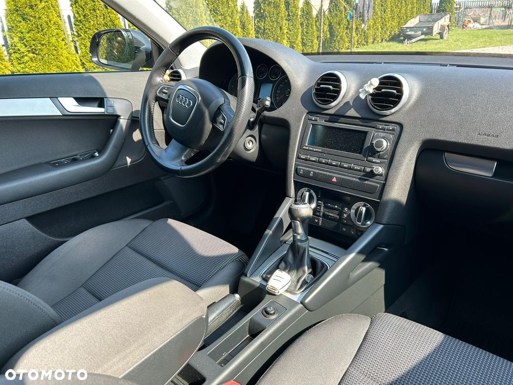 Audi A3 Sportback 2.0 TDI DPF Attraction - 19