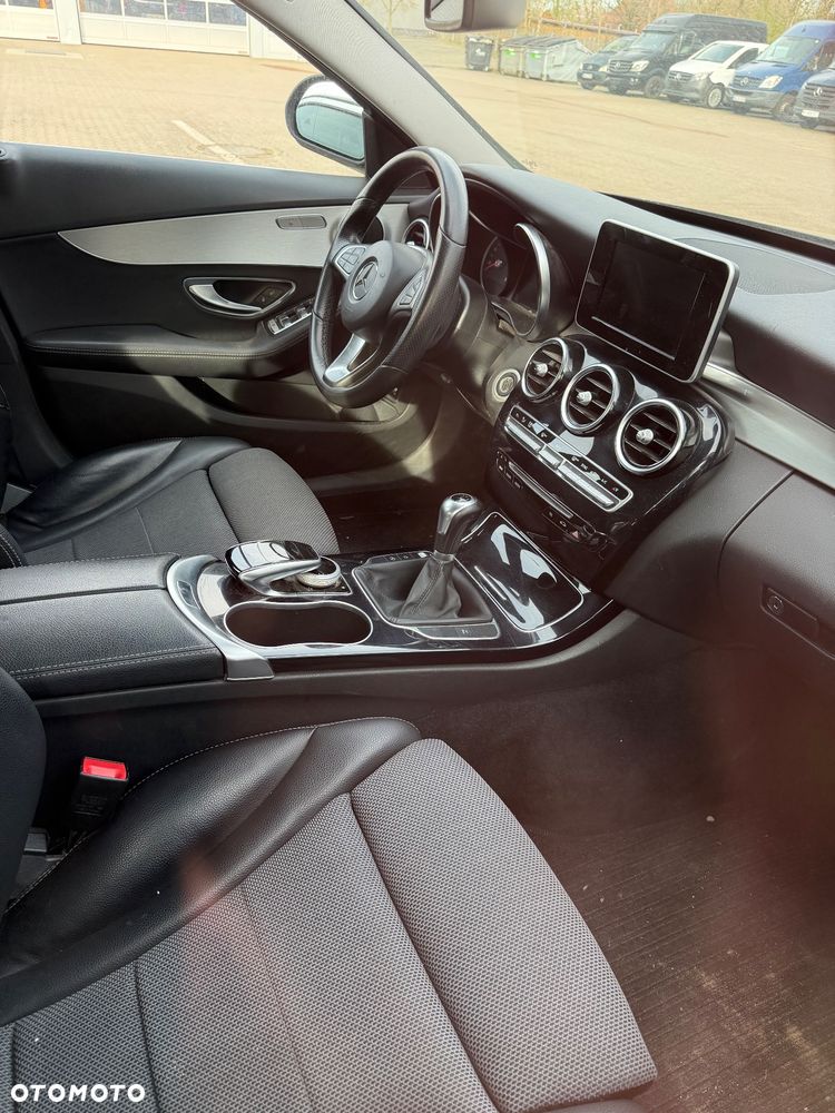 Mercedes-Benz Klasa C 180 Avantgarde - 11
