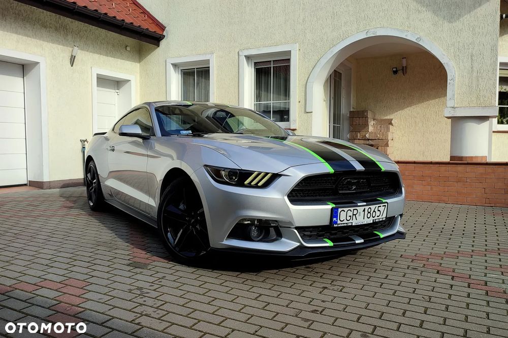 Ford Mustang 2.3 Eco Boost - 2