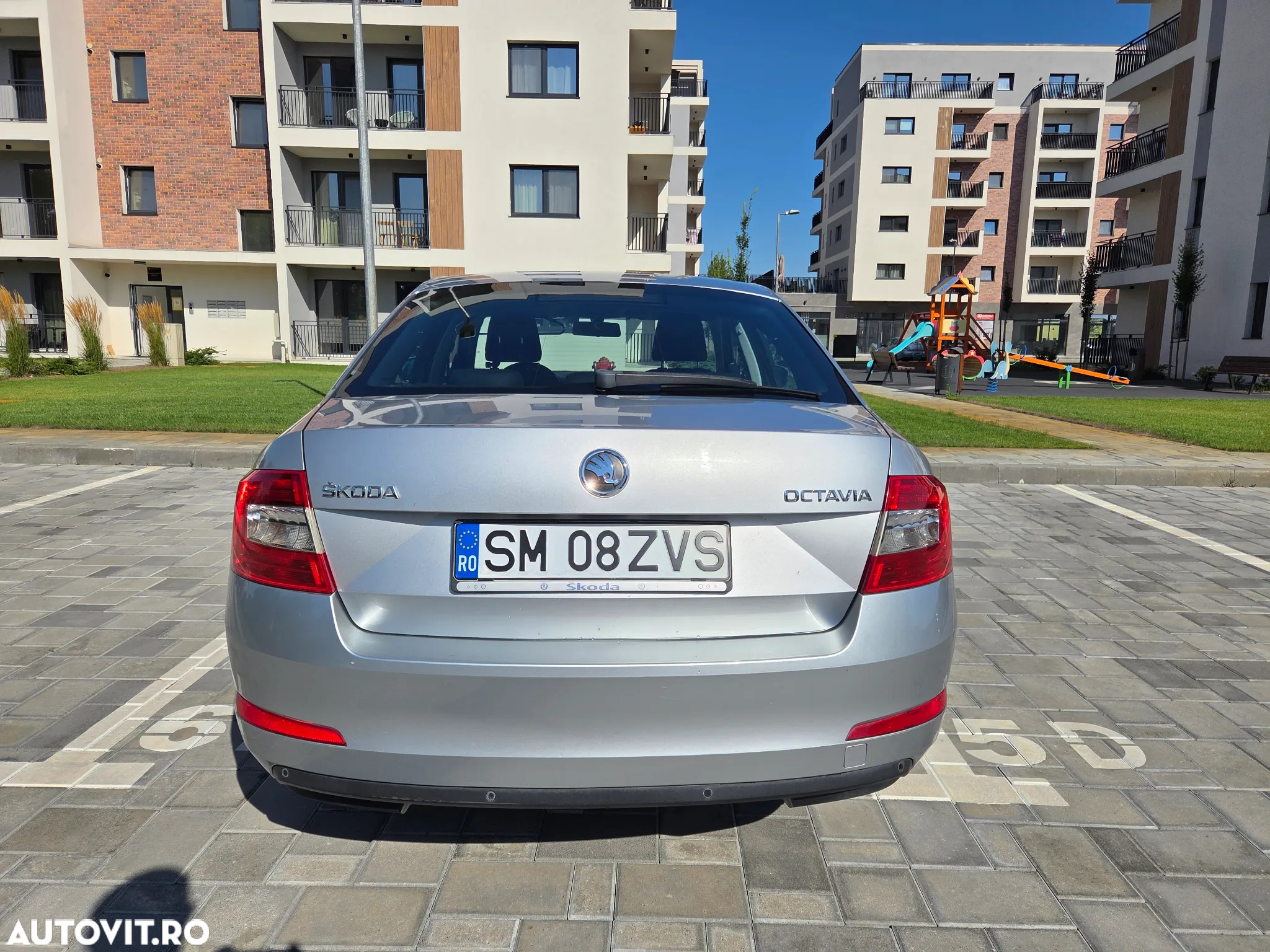 Skoda Octavia 1.6 TDI AMBITION - 7