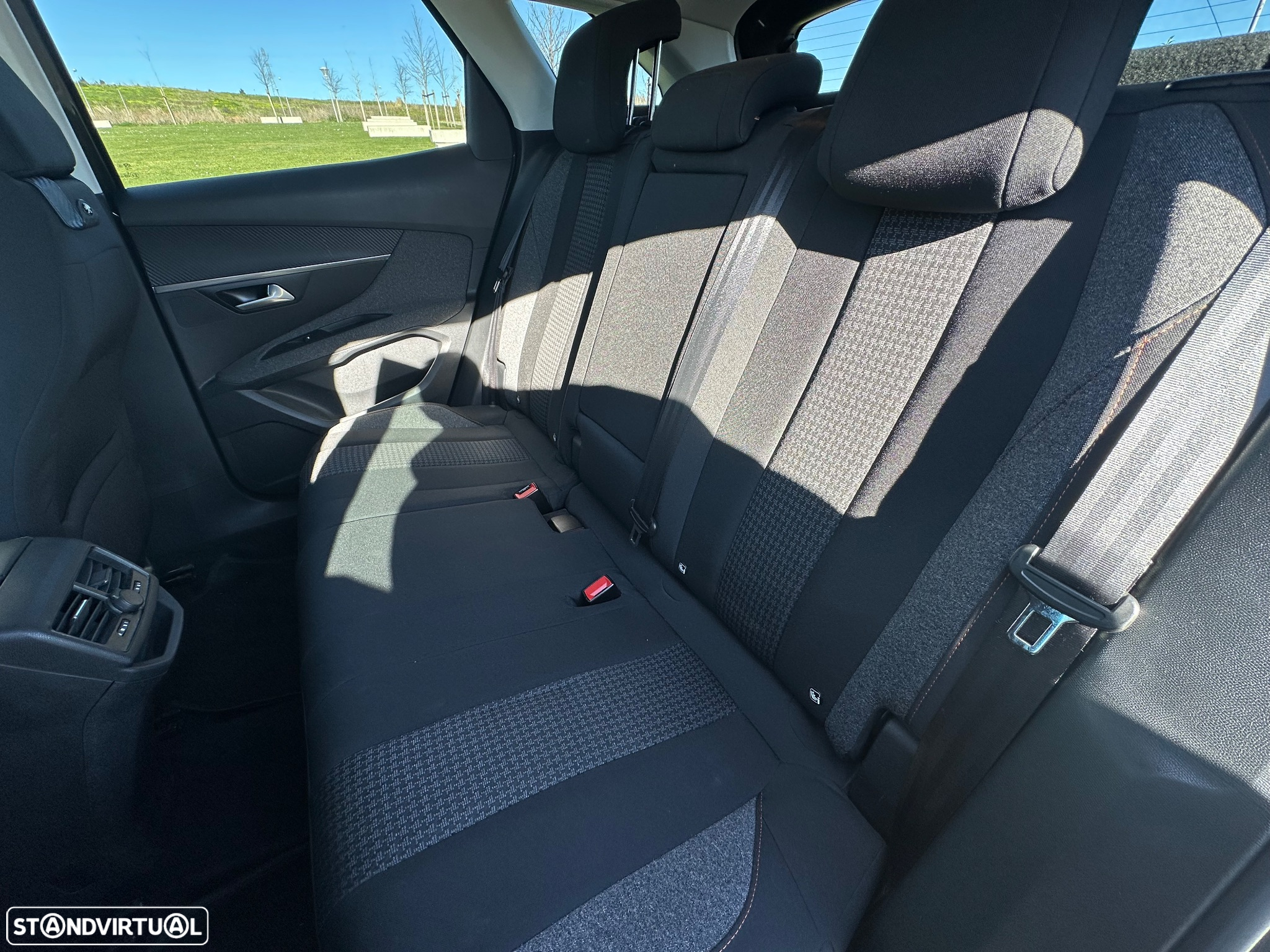Peugeot 3008 1.5 BlueHDi Active - 7