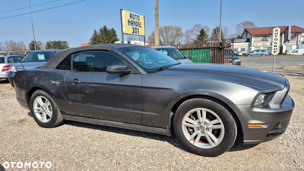 Ford Mustang 3.7 V6 - 11