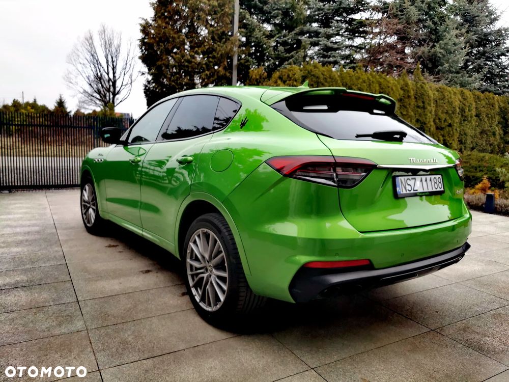 Maserati Levante - 3