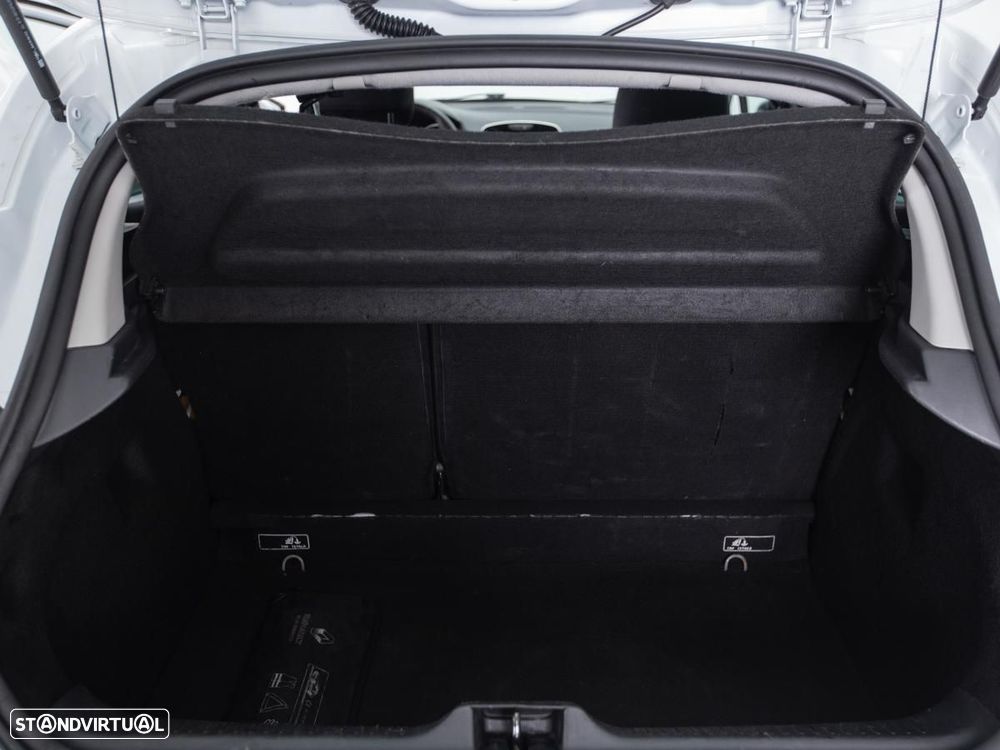 Renault Clio - 11
