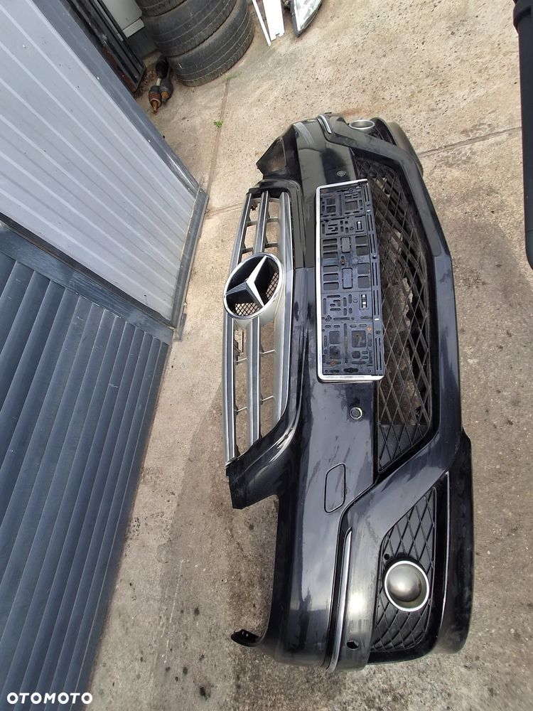 MERCEDES B-KLASA W245 ZDERZAK PO LIFCIE NA PDC CHROM Z GRILLEM KOLOR 191 DO MONTAŻU - 8