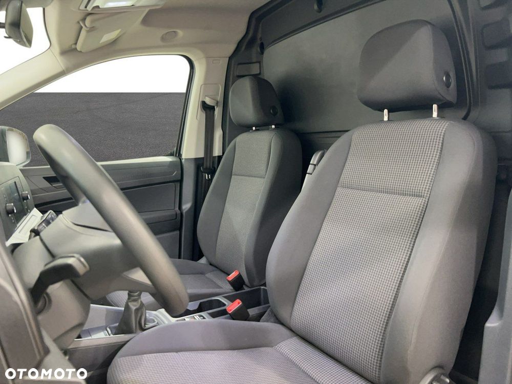 Volkswagen Caddy - 10