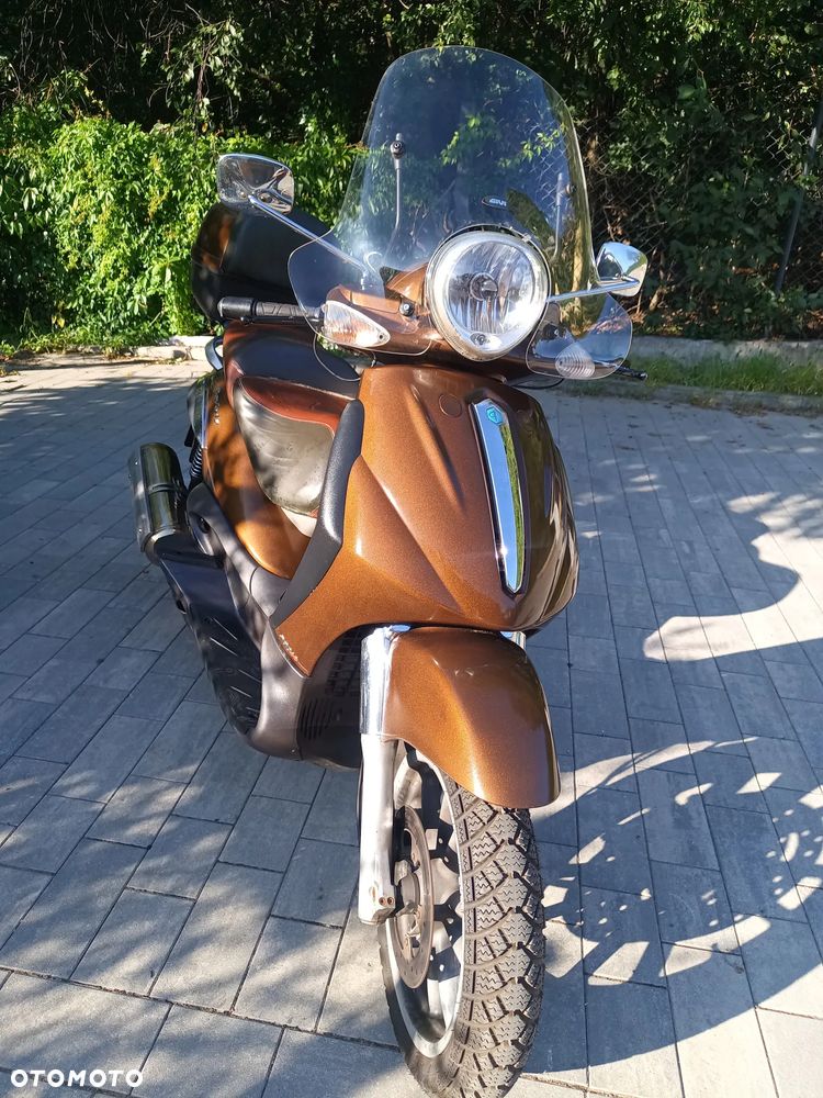 Piaggio Beverly - 2