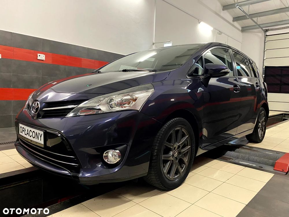 Toyota Verso 1.8 Premium - 3
