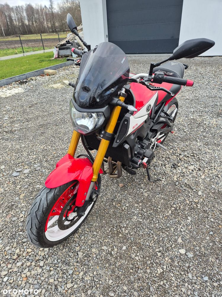 Yamaha MT - 2