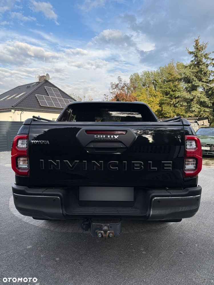 Toyota Hilux - 5