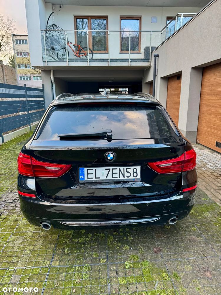 BMW Seria 5 520d Sport Line - 5